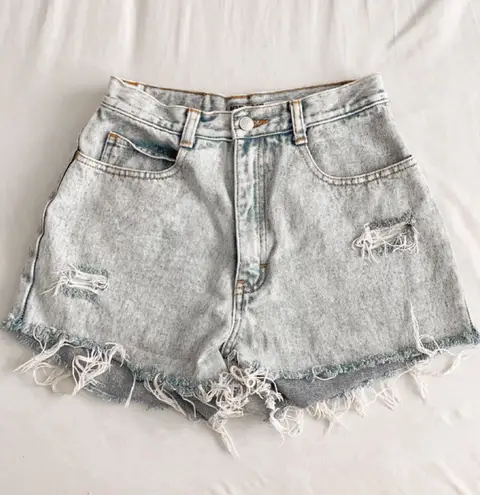 Jordache Vintage  High Waisted Cutoff Shorts - Image 2