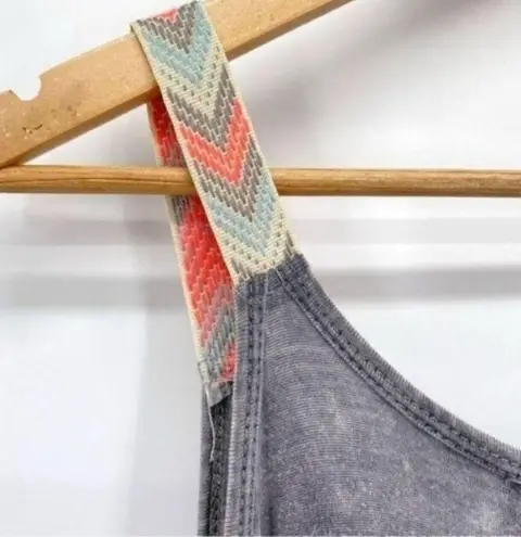 Vintage Havana Women's Cold Shoulder Burnout Distressed Top