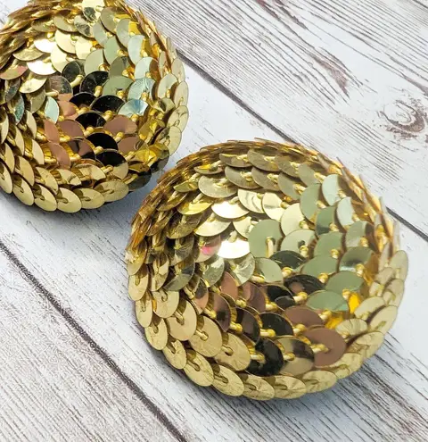 Vintage Clip On Earrings