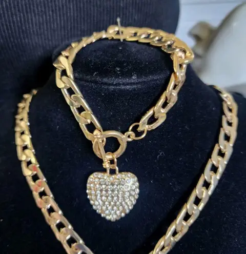 Gold Cuban Link Chain Neckace Bracelet Set with Toggle Clasp Heart Pendants Set