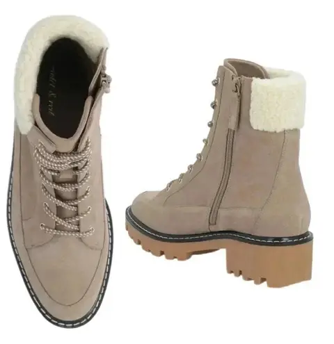 New MSRP $115 Violet & Red Womens Alexa Leather Lace Up Bootie Womens Sz 7.5 Brown