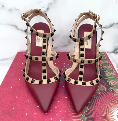 Valentino Garavani Valentino Lacquered Rockstud colorblock leather T-strap pumps IT 37.5 US 7.5