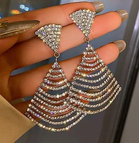 Women's Silver Plated Fan