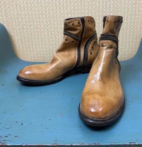 Bed Stu Arancia Burnished Brown Studded Leather Boots - Size - 9