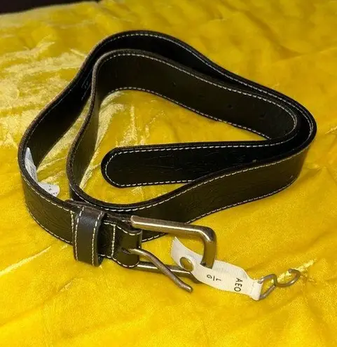 American Eagle NWT  Size L Black Belt