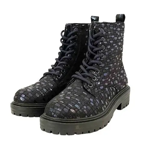 Tinstree Combat Boot Metallic Blue Printed Lug Sole 8 Eye Lace Up Boots Size 6 Black