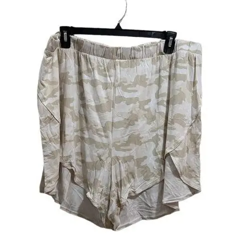 Old Navy  lounge shorts cream camo color size XXL Tall - Image 1