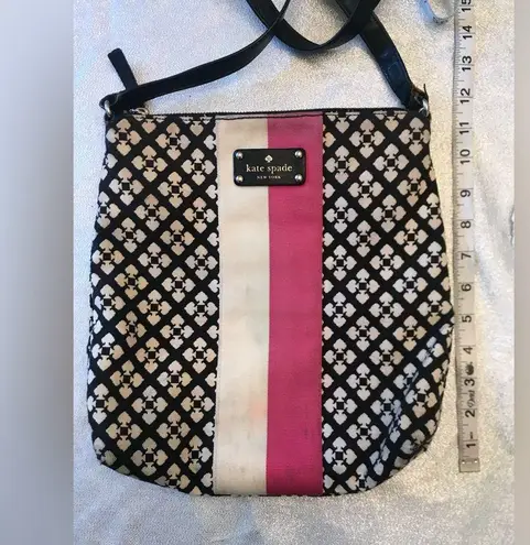 Kate Spade  New York Victoria Classic Pink Stripe Crossbody Bag