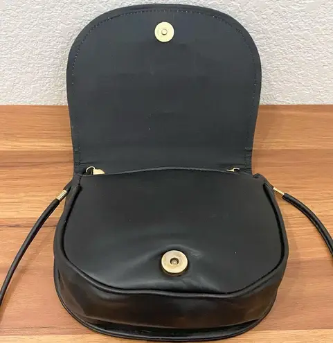 Vintage Unbranded Black Quilted Leather Medusa Sunburst Medallion Crossbody Bag