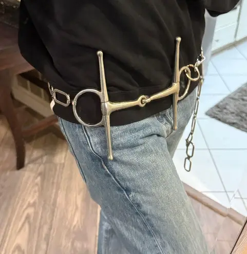 The coolest metal link belt that fits everyone equestrian style edgy modern Silver