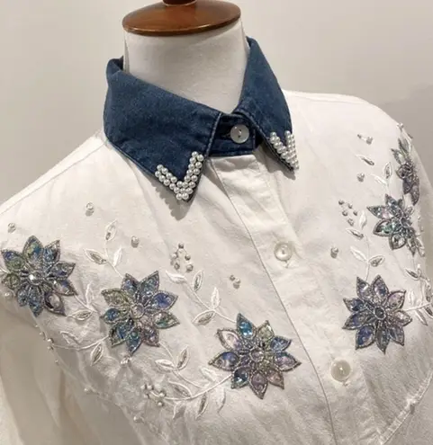 Vintage Womens Western Show Shirt Large Denim Embroidered Pearl Sequin Chambray White