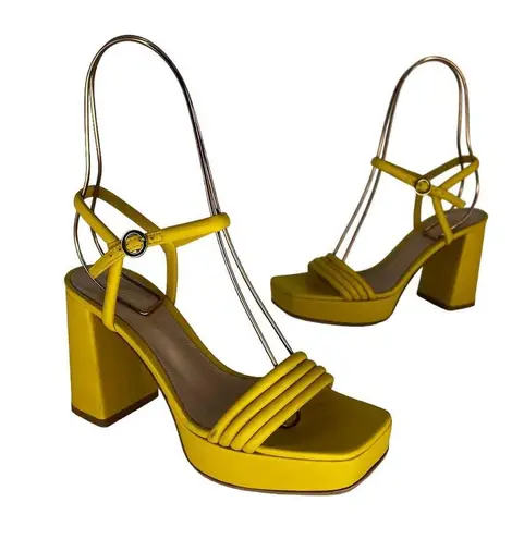 Gianvito Rossi  Lena 70 Leather Platform Sandal In Yellow