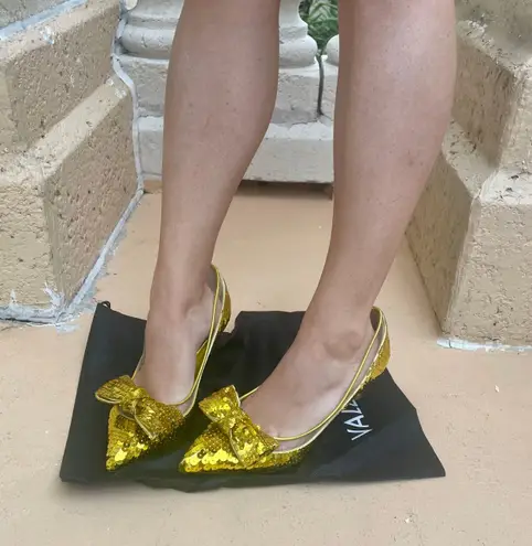 Valentino Garavani Runway Sequin Dollybow Pump, Gold, EUR 37 US 7 Brand New