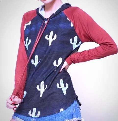 Prómesa Promesa Boutique Cactus Raglan Long Sleeved Hoodie