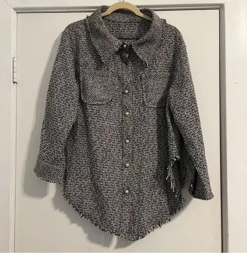 Black and White Tweed Shacket shirt jacket up gold pearl button up large Hi Cut