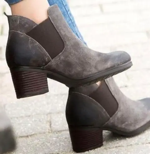 Rockport Danii Chelsea Bootie Stone Suede Ankle Boots Size 7