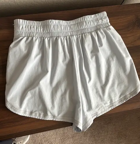 Vitality athletic shorts White Size M