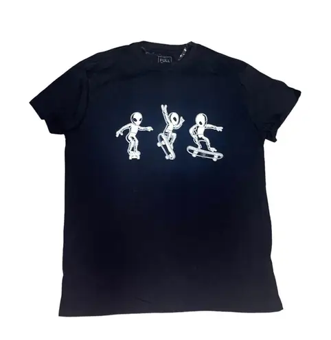 Full Tilt NWT Alien Tee 