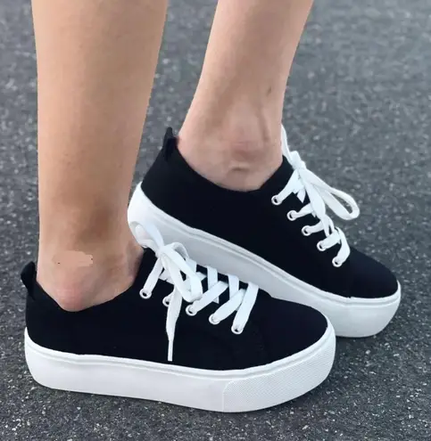 Soda Black Canvas Lace Up Sneaker 