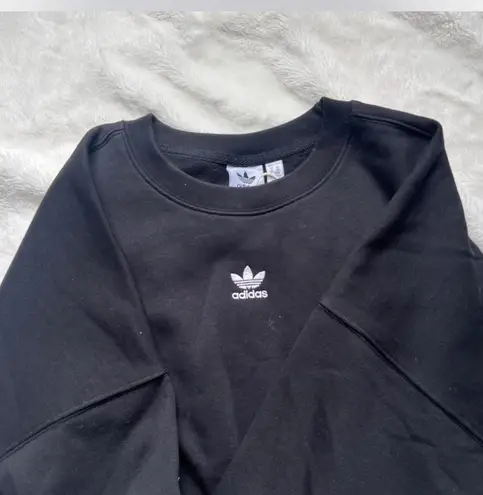 Adidas Sweatshirt