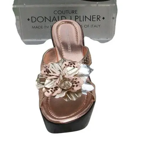 Donald Pliner Metallic Leather Water snake FlexSole Wedge Platform Shoe $215 NIB Gold Size 8.5