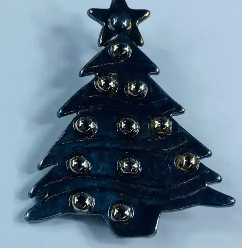 Christmas Holiday Tree Brooch Pendant Silver Tone 3 D Metal Vintage Gift