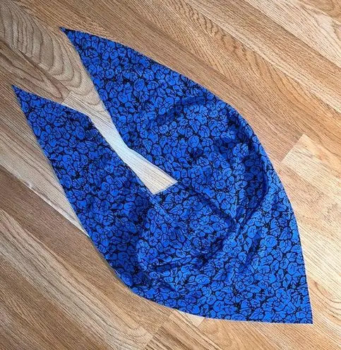 Printed Head Scarf NWOT Blue