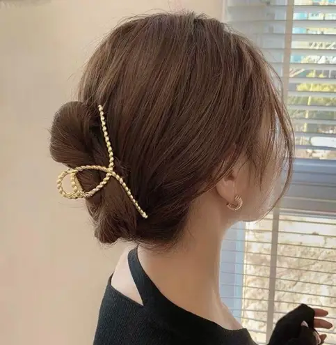 Gold Tone Cute Twist Rope Metal Shine Hair Claw Hair Clip