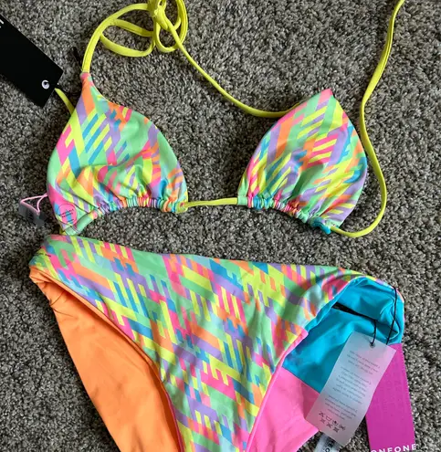 ONEONE Swimwear Swimsuit Top