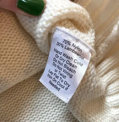 NWT Wear For Good Preston Drop Shoulder Heart Intarsia Sweater Size L