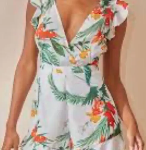 Pretty Little Thing 22 Pretty little things  playsuit size 10 nwt​