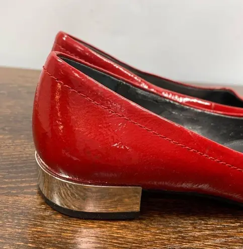 Tahari  Women's Kiki Patent Leather Mirrored Block Heel Slip-on Flats Red Sz 6.5