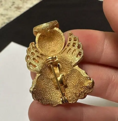 Amethyst Vintage Signed Ultra Brooch Pin Gold Tone Purple Rhinestone Angel