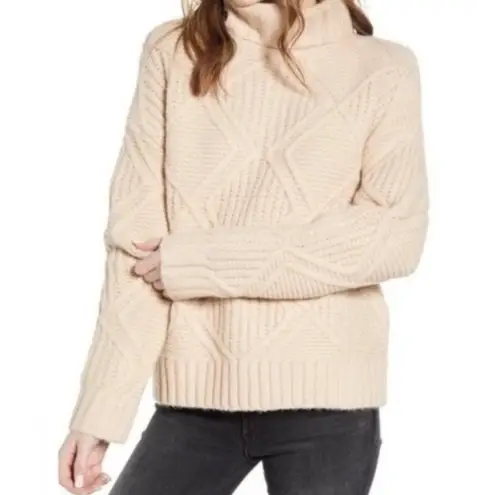 Caslon  Women’s Tan Chunky Cable Knit Turtleneck Sweater Size Medium NWT