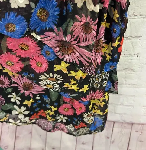 Slate + Willow Black floral sleeveless layered plunge mini dress Small garden