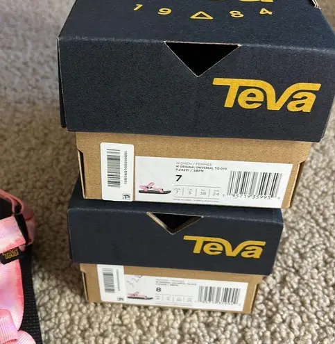 Teva nib //  tie dye original universal sandals