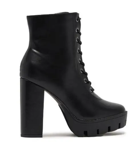 Top Moda TOP GUY Lug Sole Block Heel Lace Up Boot PU Black Sold Out NEW In Box