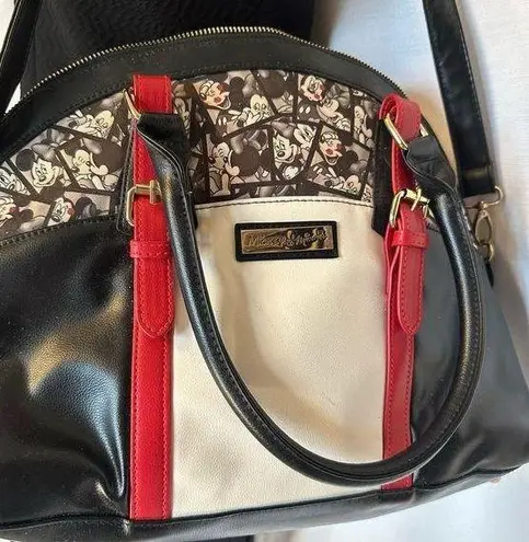 The Bradford Exchange  Caught in the Moment Mickey & Minnie Purse Bag SLIGHTLY FLAWED