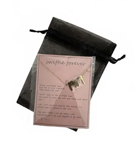 Taylor Swift NWT Swiftie Forever Gold Necklace