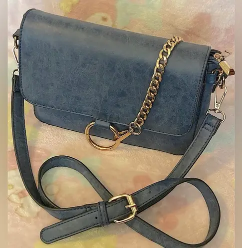 mellow world vintage Blue Leather shoulder bag w/gold chain & Oring (unused)