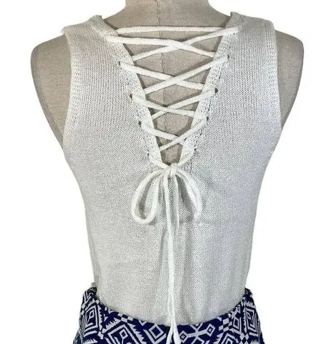 Active USA White lace up tank sweater, ladies size small sleeveless scoop neck V-back