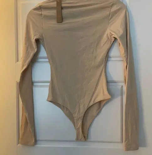 SKIMS Fits Everybody Long Sleeve Bodysuit NWT M