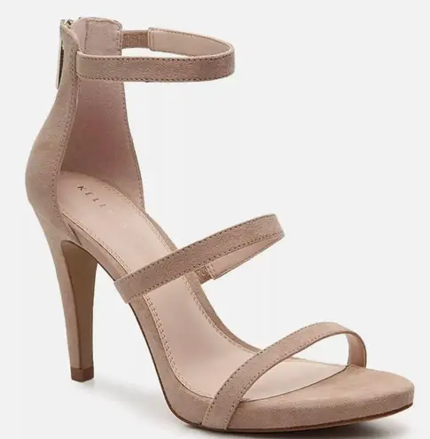 Kelly & Katie Courtnee Beige Heels