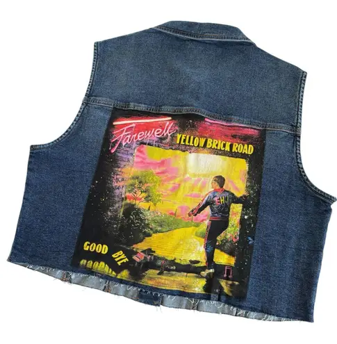 Via Penny Lane Reworked Apparel Elton John Graphic Raw Hem Cropped Denim Vest XL Blue