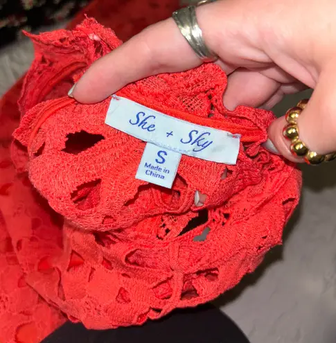 She & Sky  Dress Coral Lace - Image 3
