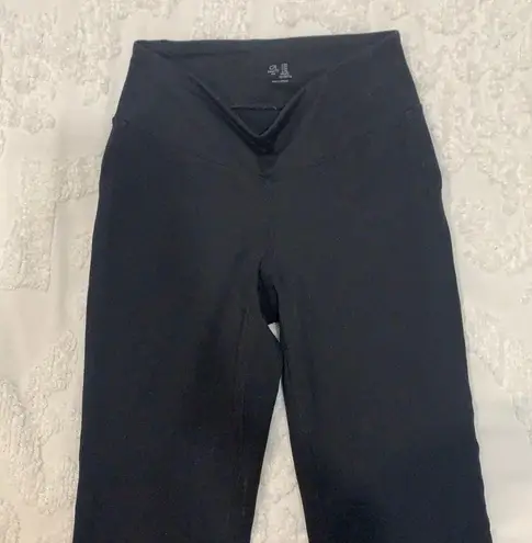 Gap Fit Slim Straight Leggings