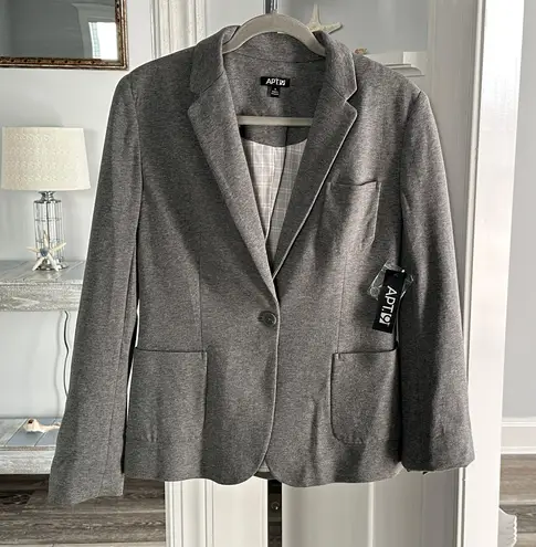 Apt. 9 NWT!  Sz 8 Fantastic Gray Blazer Wonderful Soft Cotton Blend Material