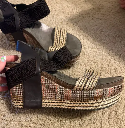 OTBT Wedge - Image 1