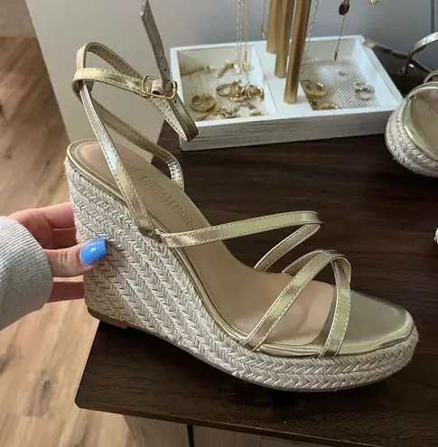 Dream Paris Gold wedges 