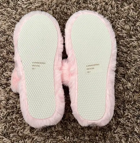 Wild Diva Baby Pink Faux Fur Double Band Slides